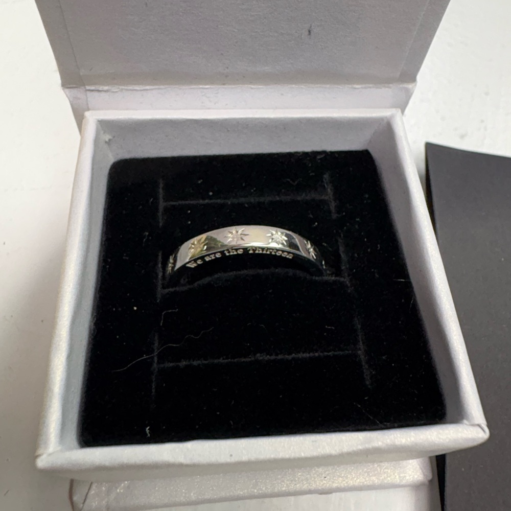 Estori Throne of Glass “Thirteen” Sterling Silver Ring - Size 9 - Picture 2 of 6